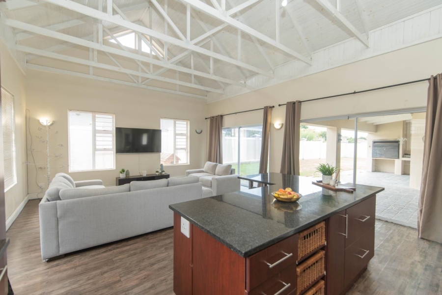 4 Bedroom Property for Sale in Walmer Heights Eastern Cape